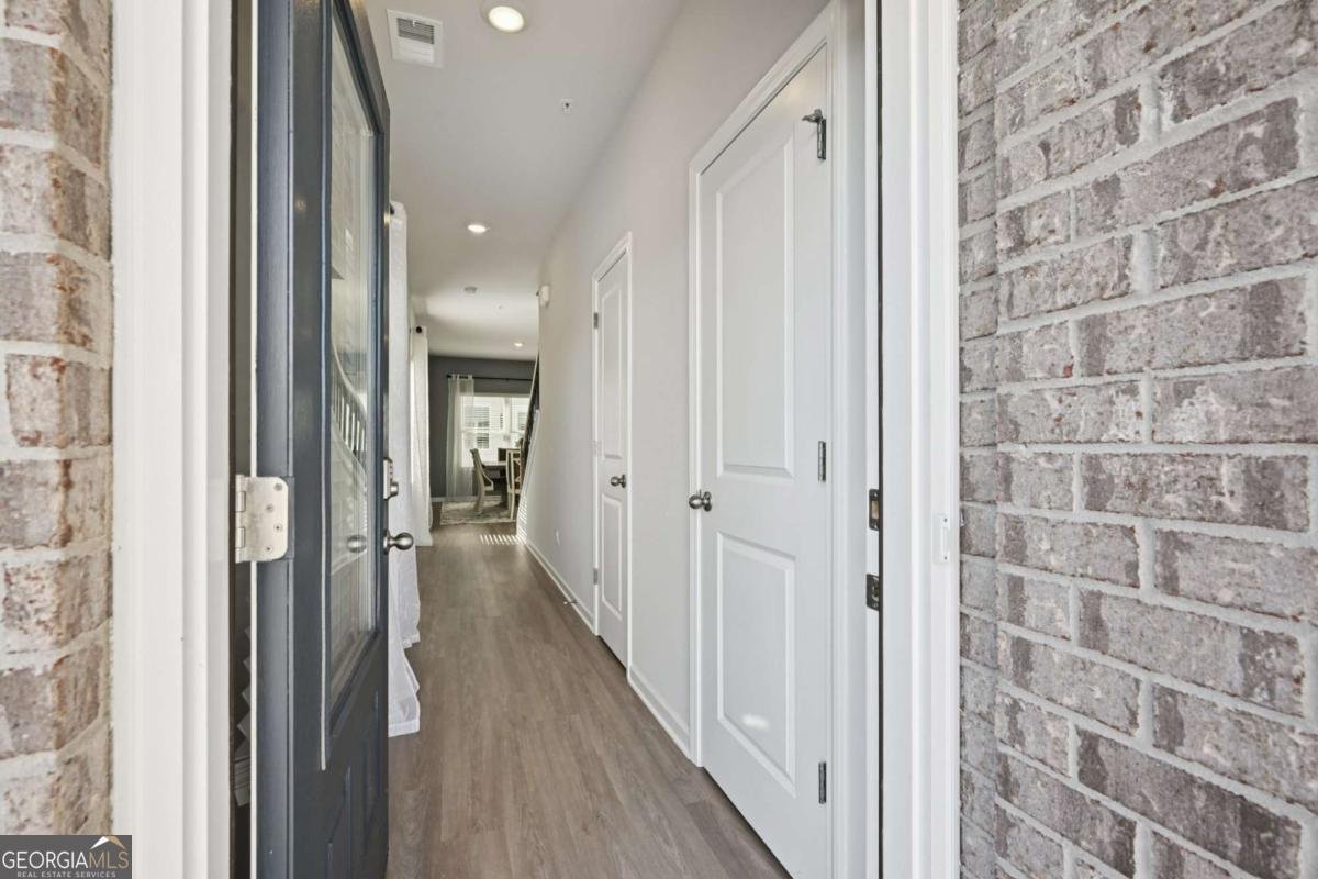 358 Lanier Circle Woodstock - 2