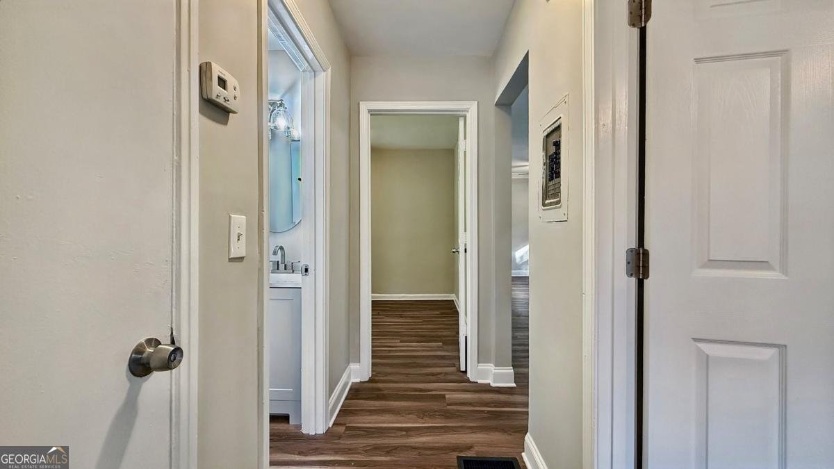 2245 Polar Rock Avenue Atlanta - 6