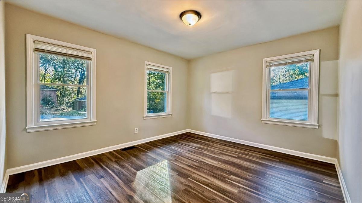 2245 Polar Rock Avenue Atlanta - 9