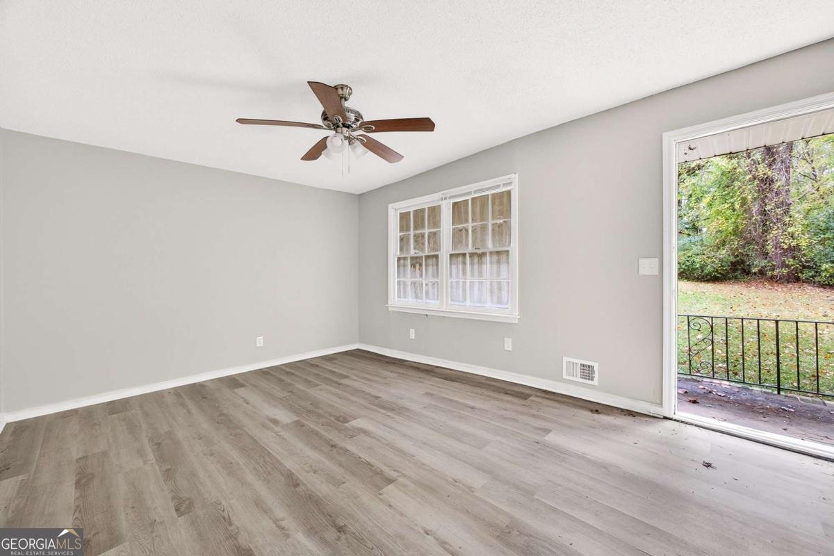 971 Canyon Trail Marietta - 5