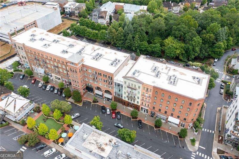 360 Chambers Street Woodstock - 3