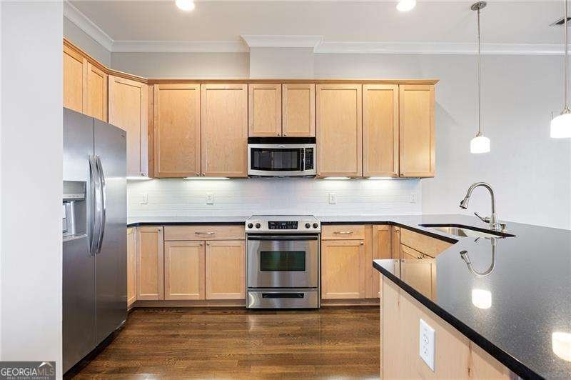 360 Chambers Street Woodstock - 8