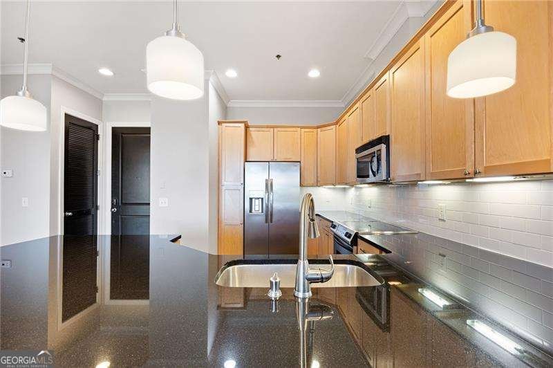 360 Chambers Street Woodstock - 9