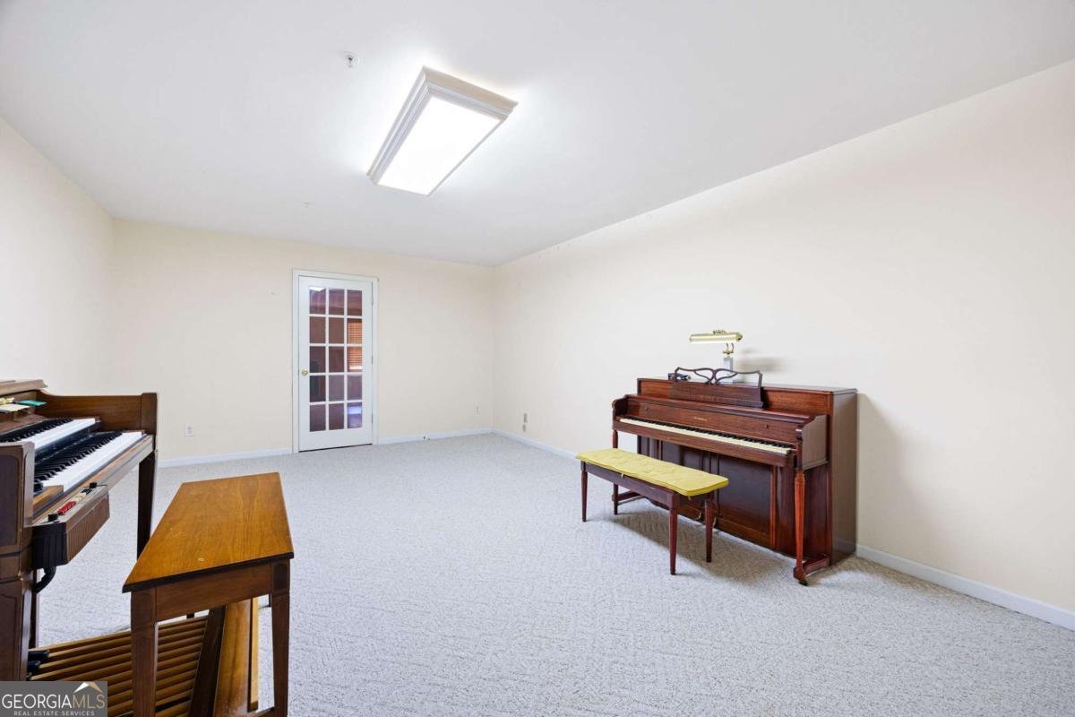 1819 Parkview Court Kennesaw - 3