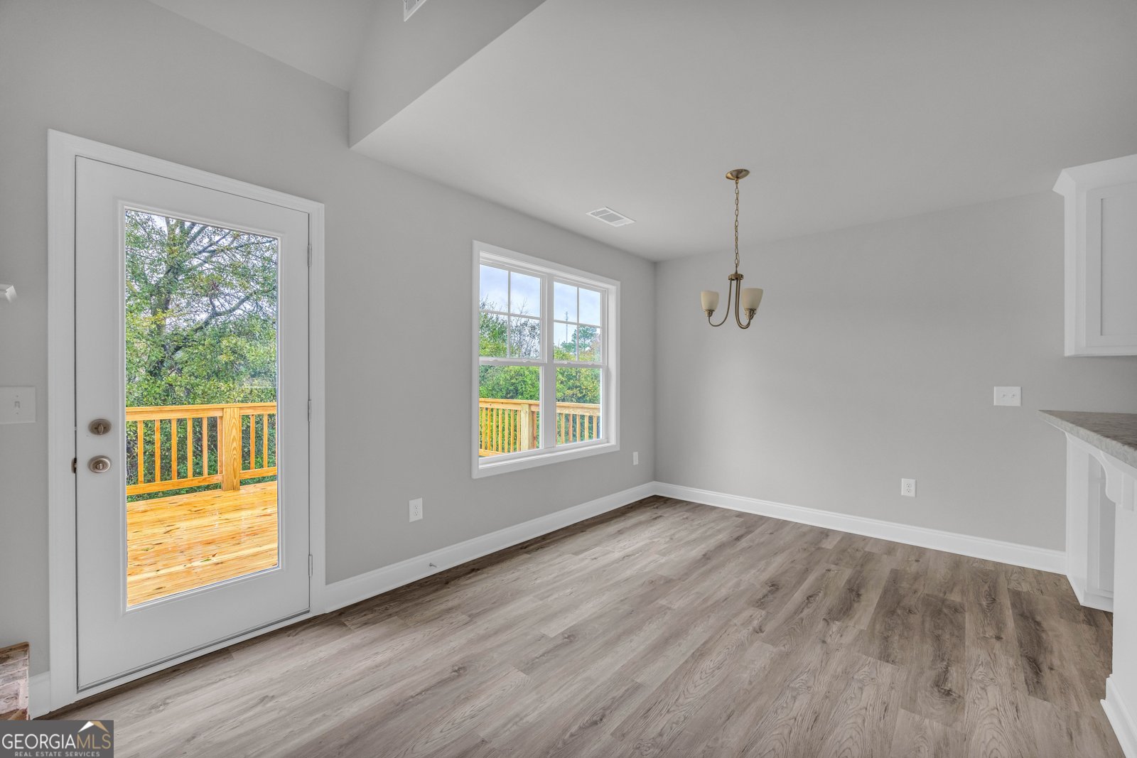 152 Sewell Rd Lavonia - 11