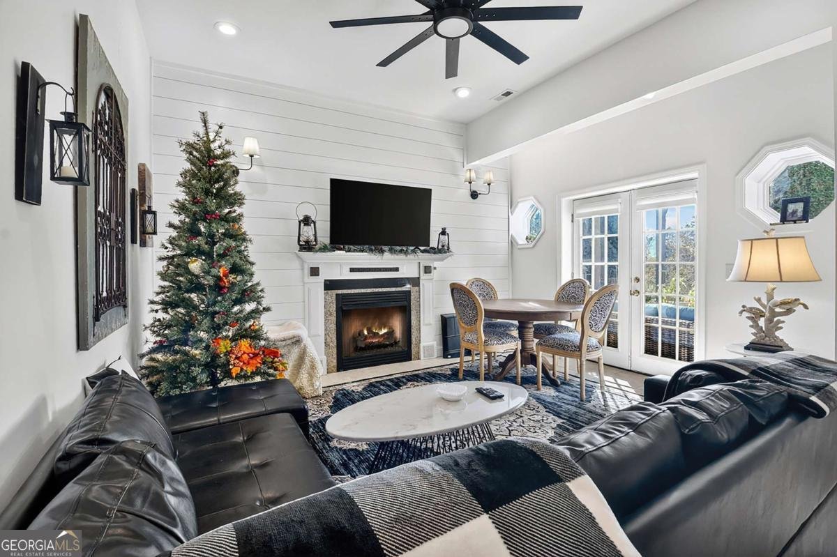 823 Arrant Road Blairsville - 37