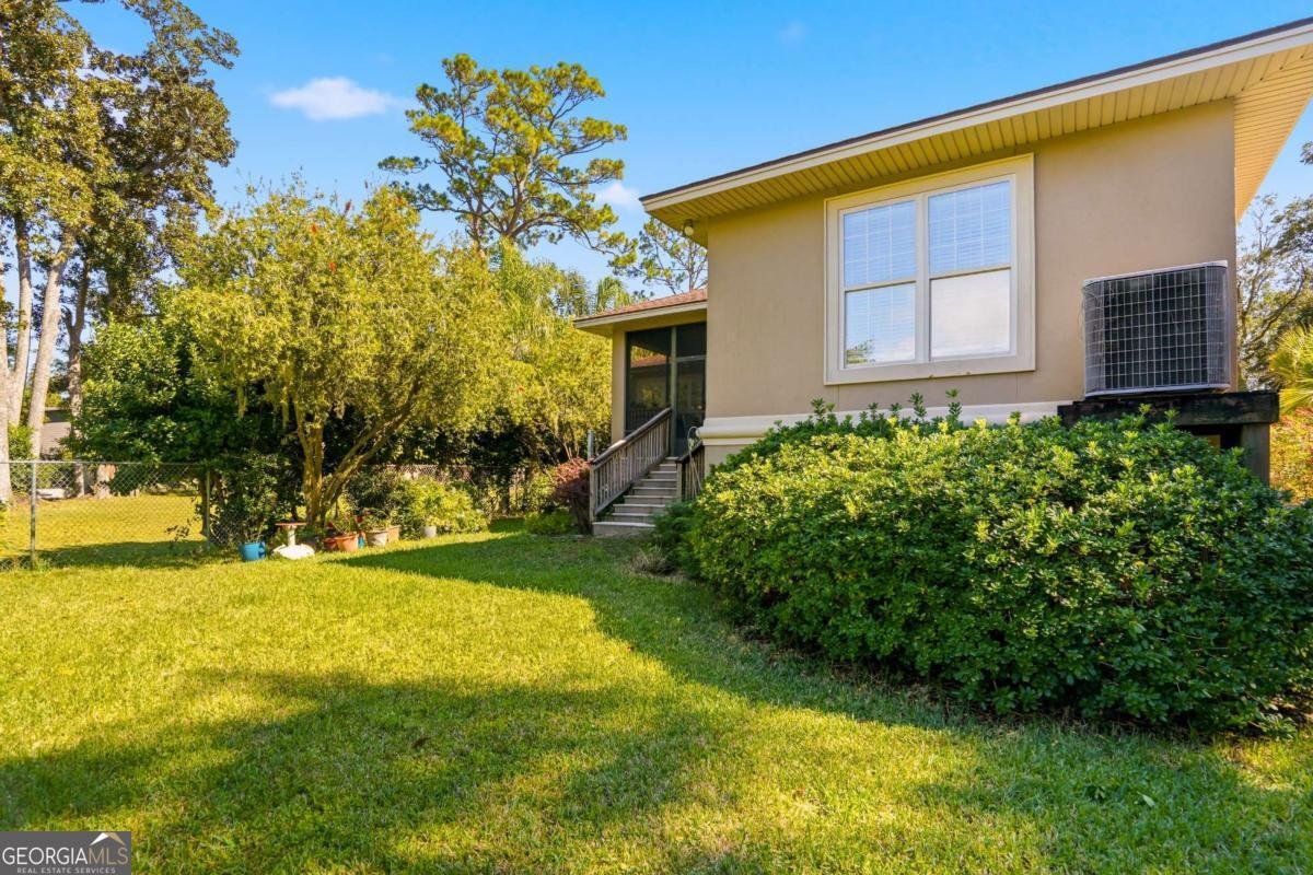 135 Stewart Street St. Simons - 26