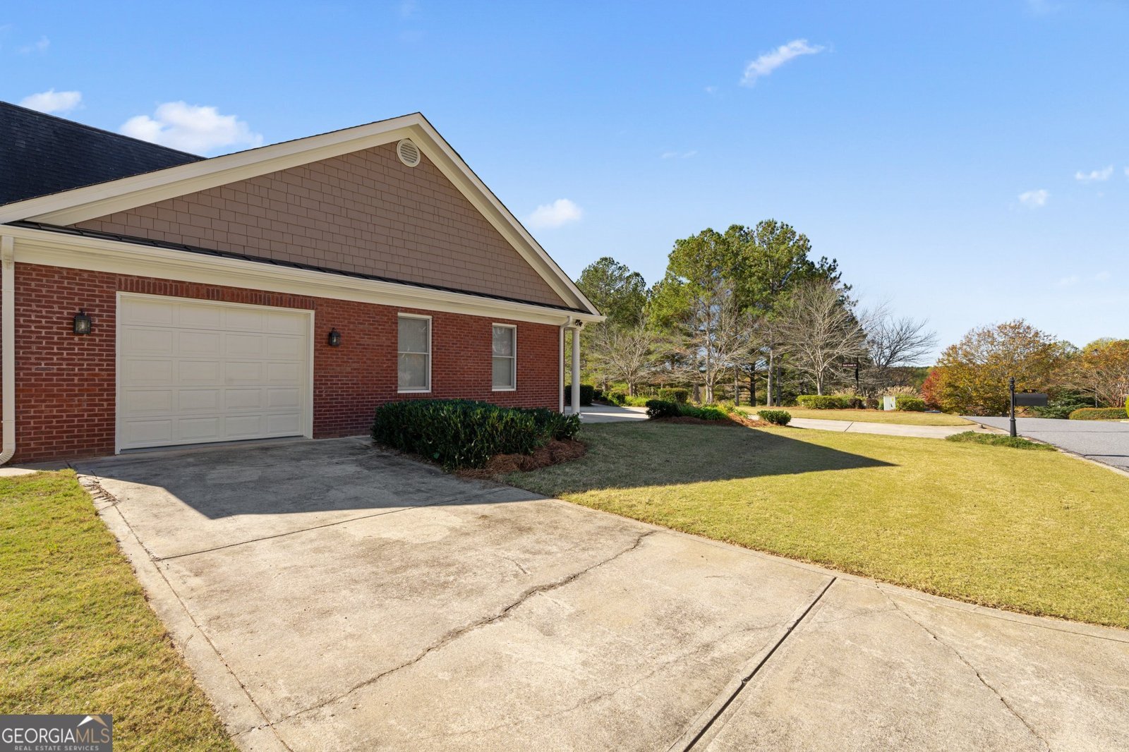 16 Gold Bullion Drive Dawsonville - 16