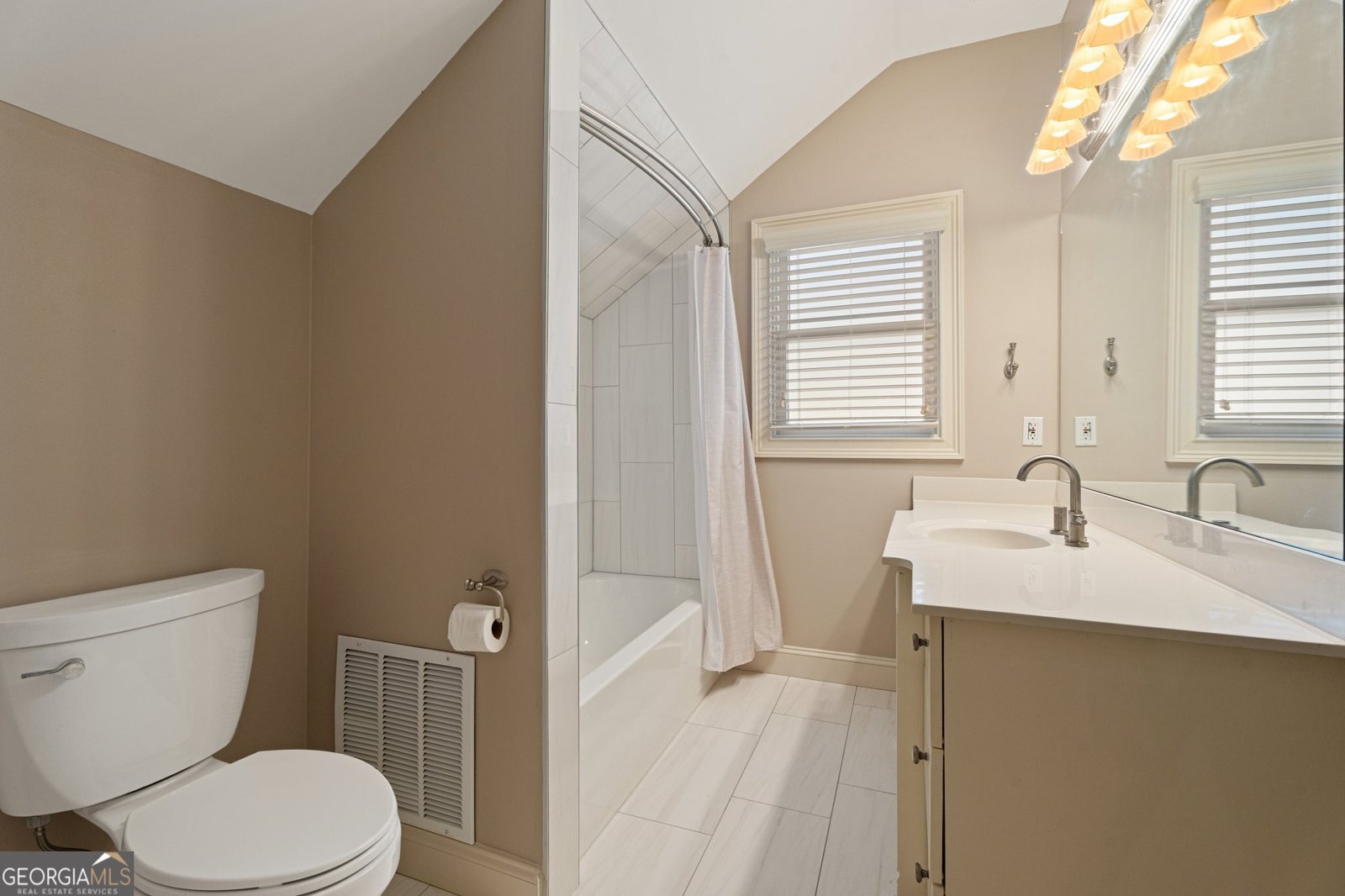 16 Gold Bullion Drive Dawsonville - 60