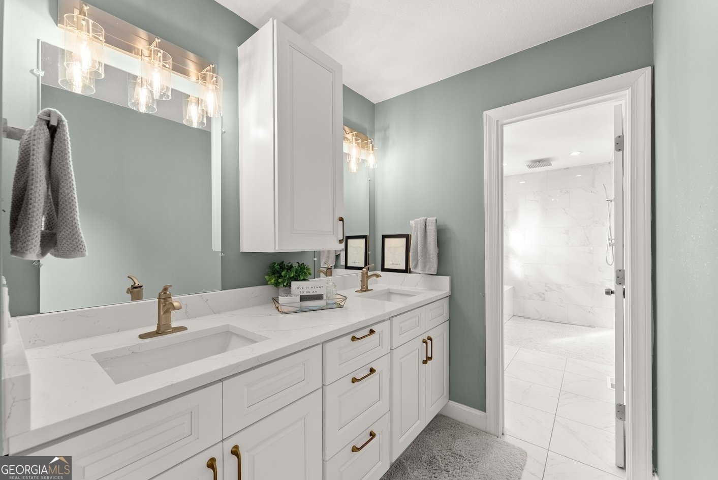 4823 Hiawatha Drive Gainesville - 28