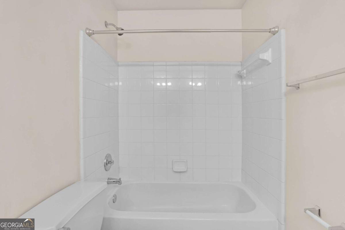 956 Chippewa Oak Drive Dacula - 30