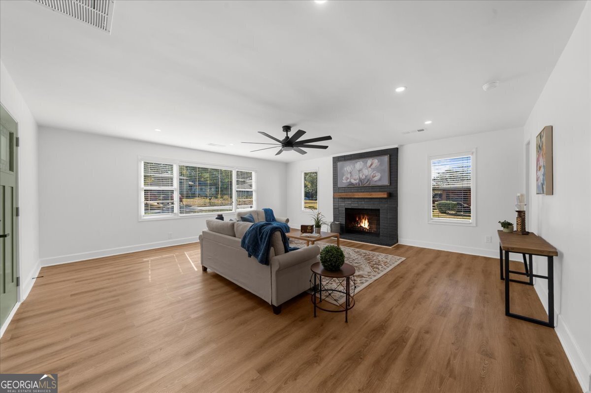 2572 Tyler Way Decatur - 11