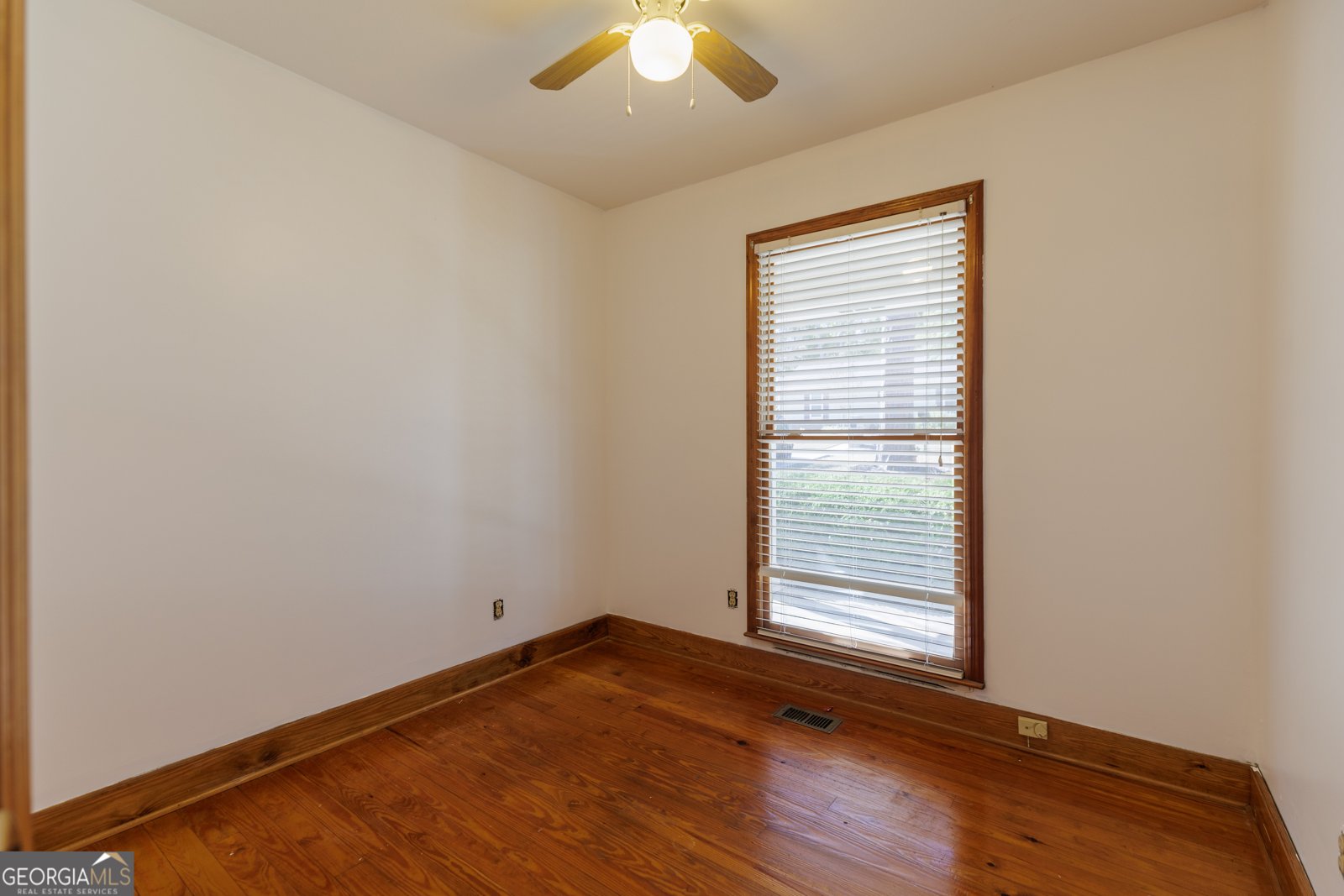 2303 Sherwood Drive Valdosta - 17