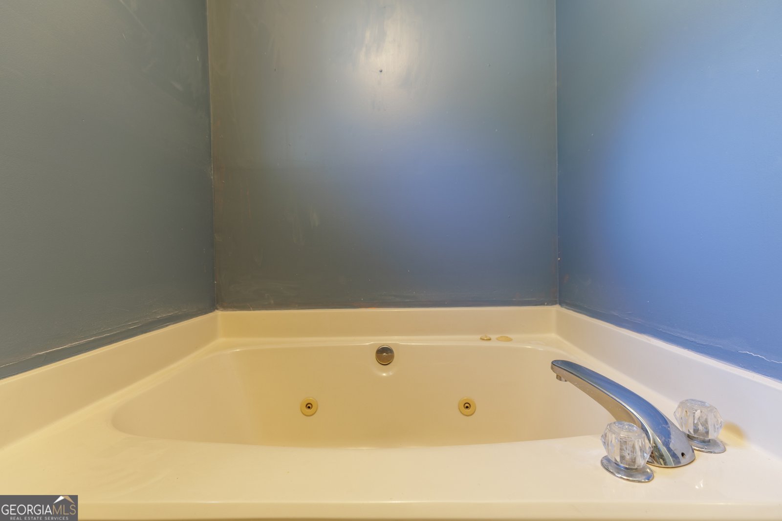 2303 Sherwood Drive Valdosta - 25