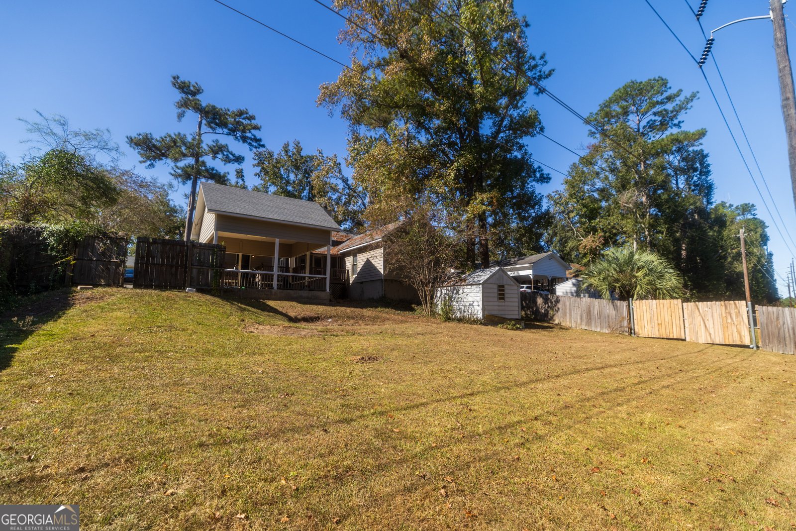 2303 Sherwood Drive Valdosta - 40