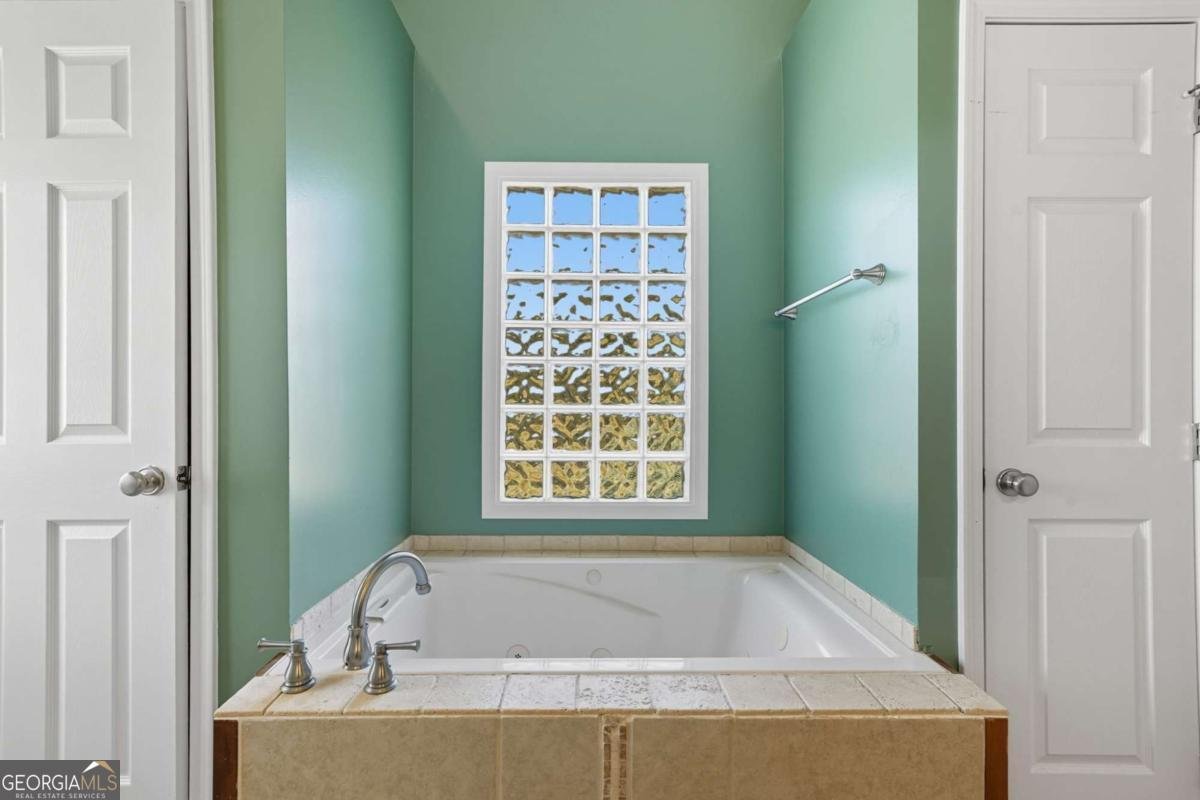 2347 Univeter Road Canton - 11