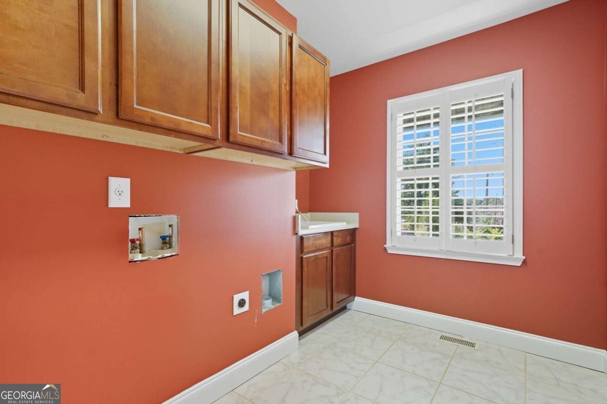 2347 Univeter Road Canton - 12