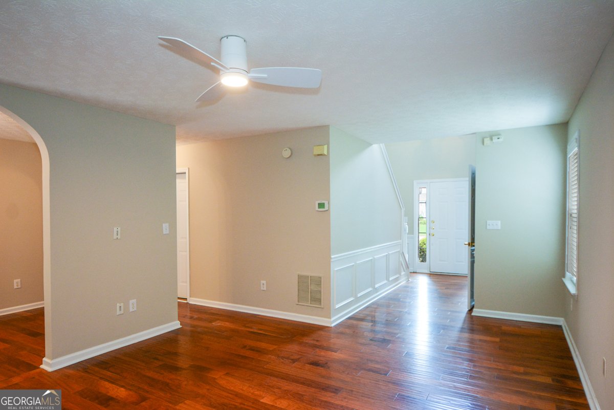 1045 Winthrope Chase Drive Alpharetta - 10