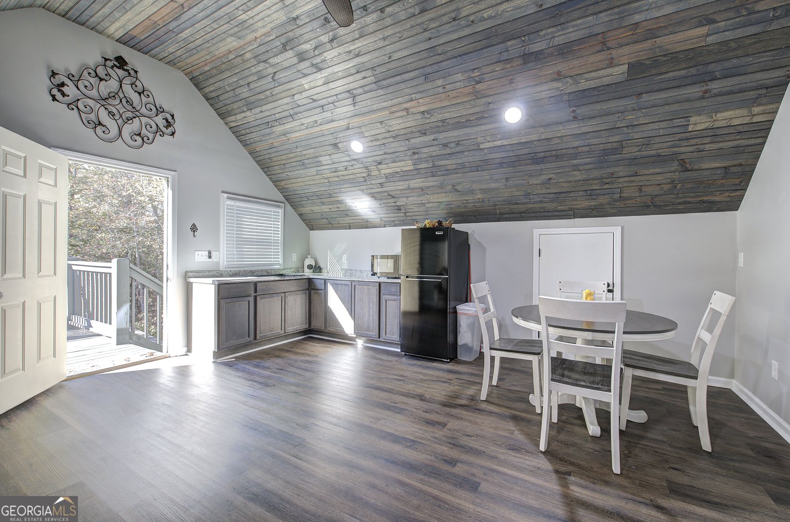 2253 Hills Creek Road Taylorsville - 66