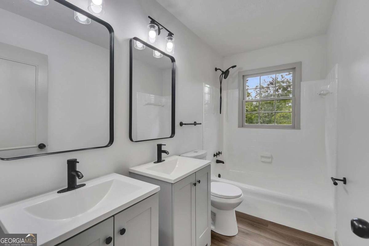 135 Golden Hills Drive Woodstock - 6