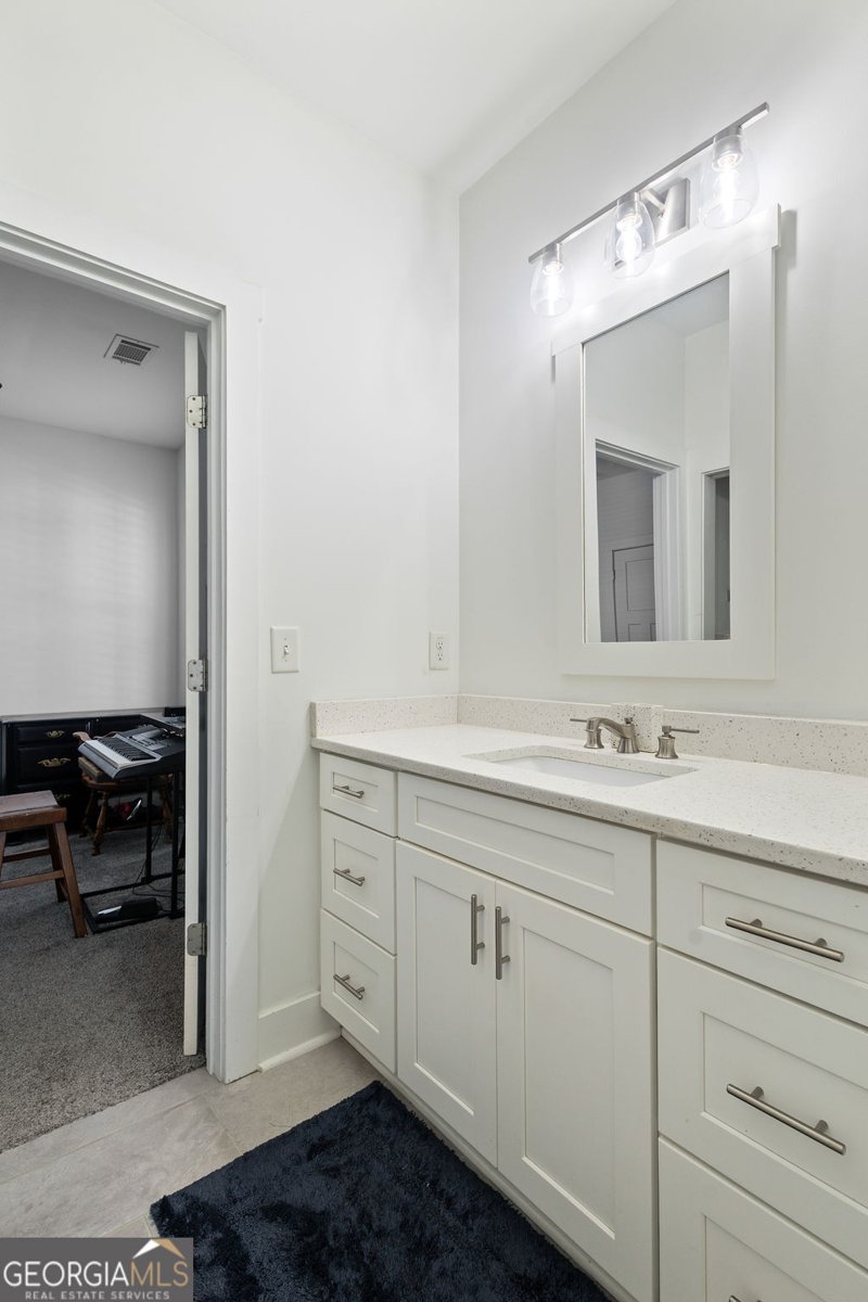 99 Middle Street Senoia - 36