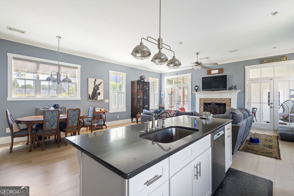 99 Middle Street Senoia - 8