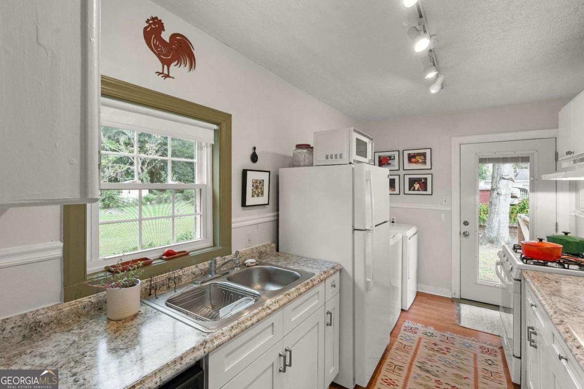 2130 Hanson Street Savannah - 8