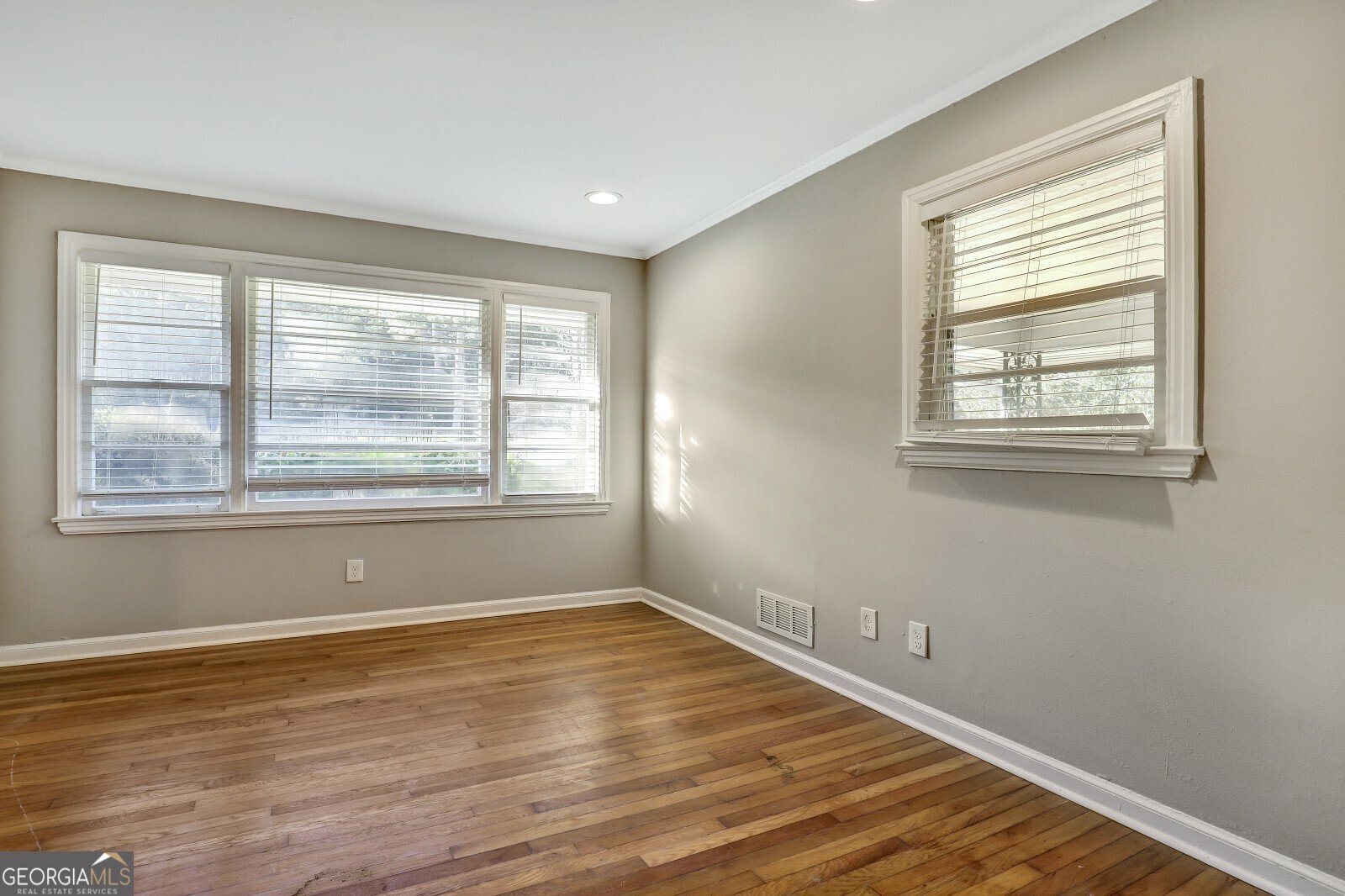 3173 Spreading Oak Drive Atlanta - 12