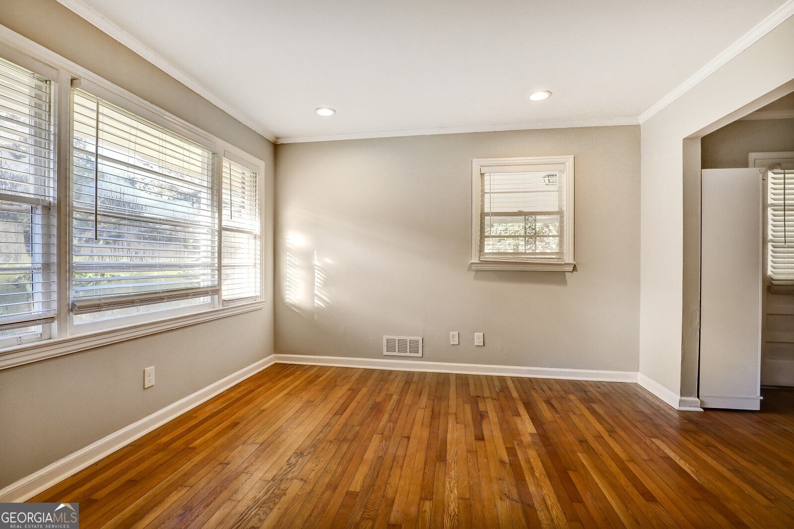 3173 Spreading Oak Drive Atlanta - 13