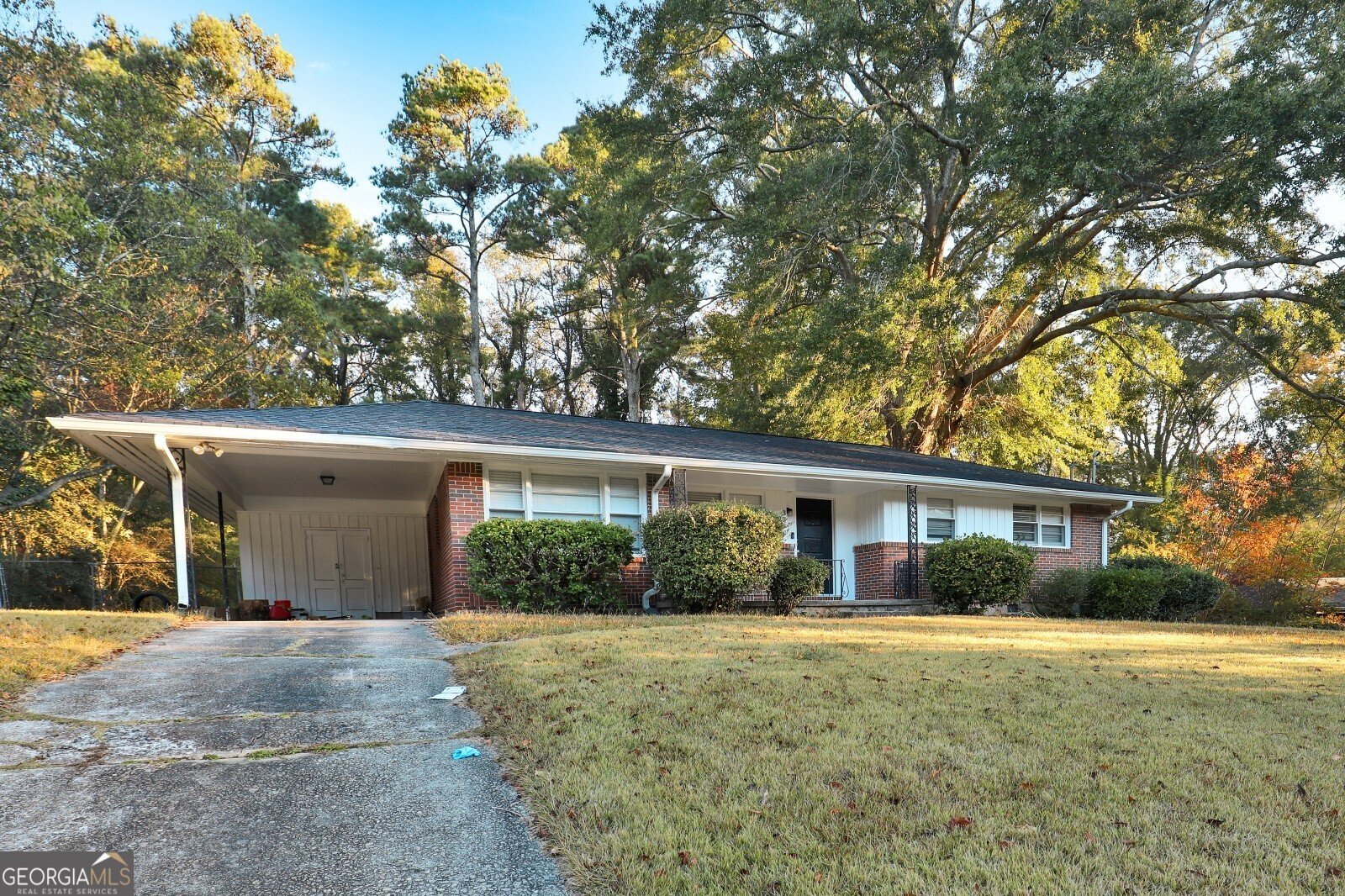 3173 Spreading Oak Drive Atlanta - 3
