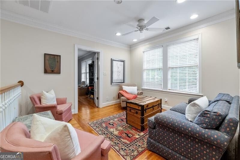 820 Oakdale Road Atlanta - 27