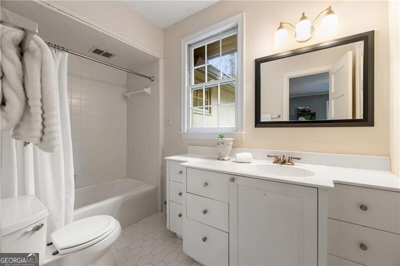 820 Oakdale Road Atlanta - 33