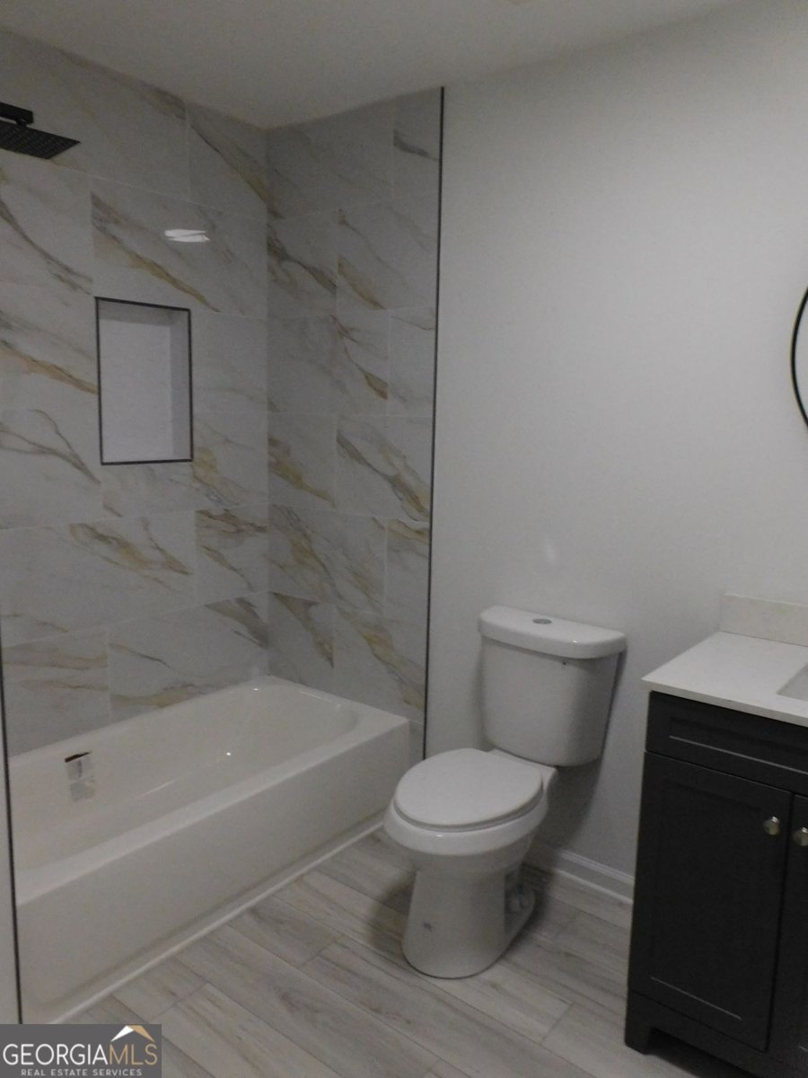 597 Paper Mill Road Lawrenceville - 13