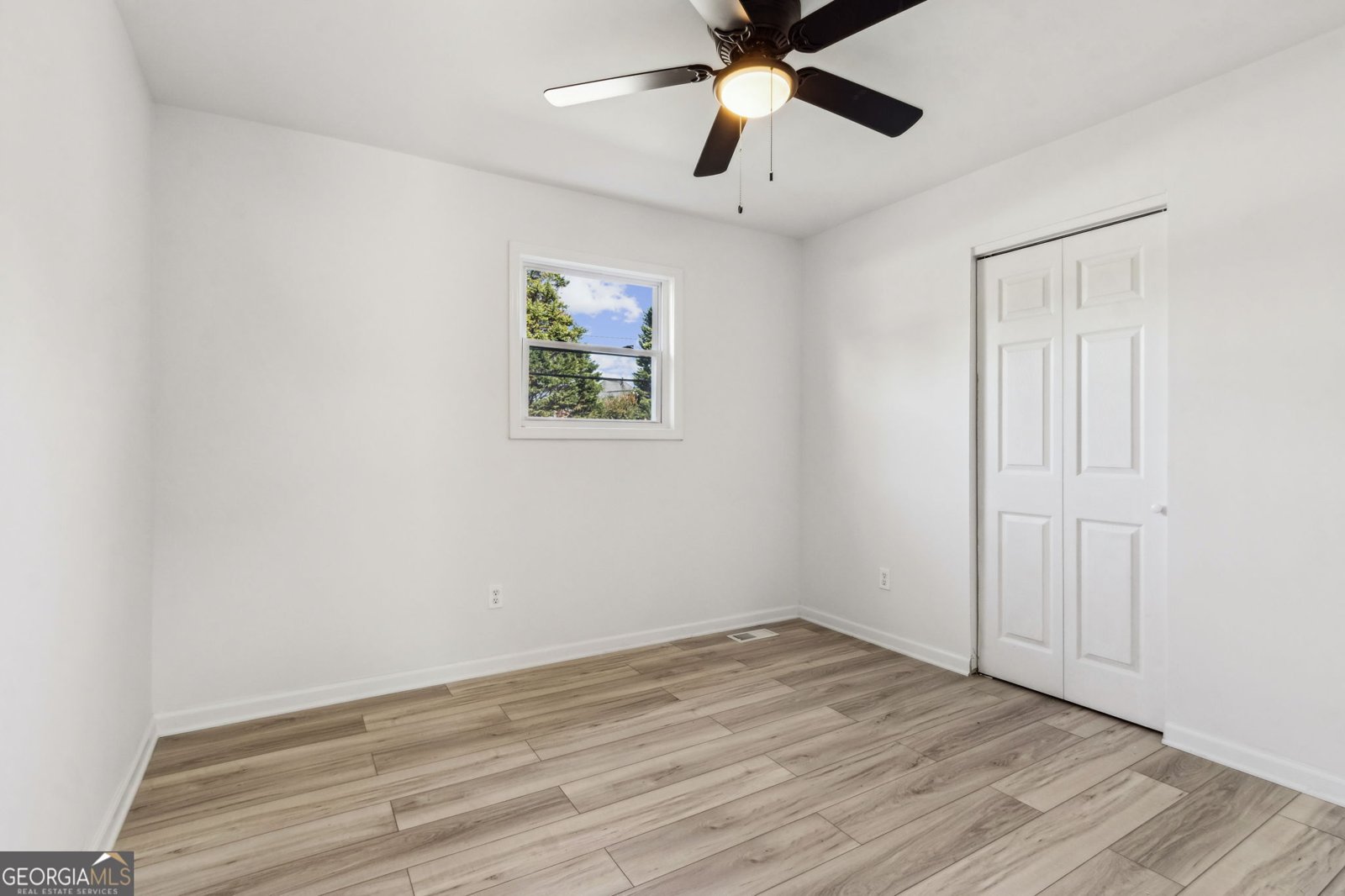 597 Paper Mill Road Lawrenceville - 36