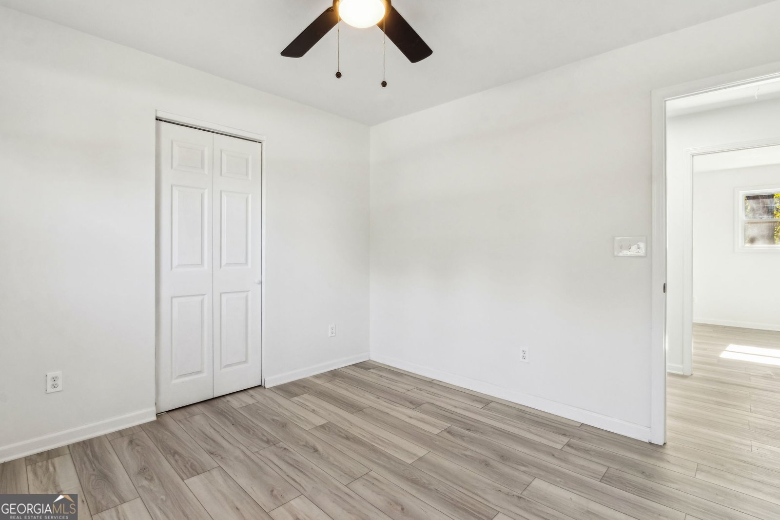 597 Paper Mill Road Lawrenceville - 38