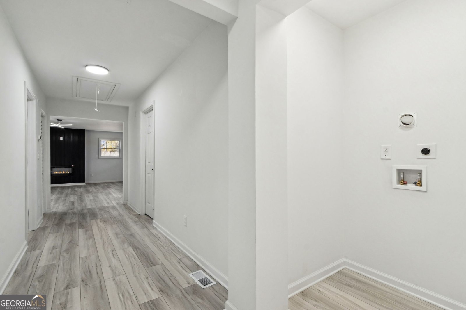 597 Paper Mill Road Lawrenceville - 39