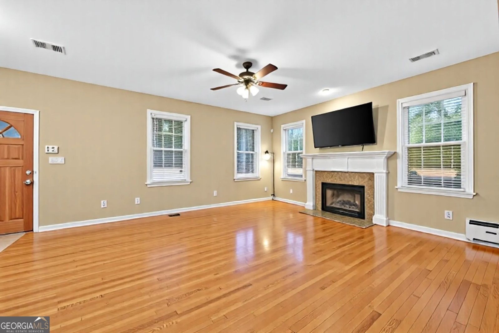 849 Marcus Street Atlanta - 6