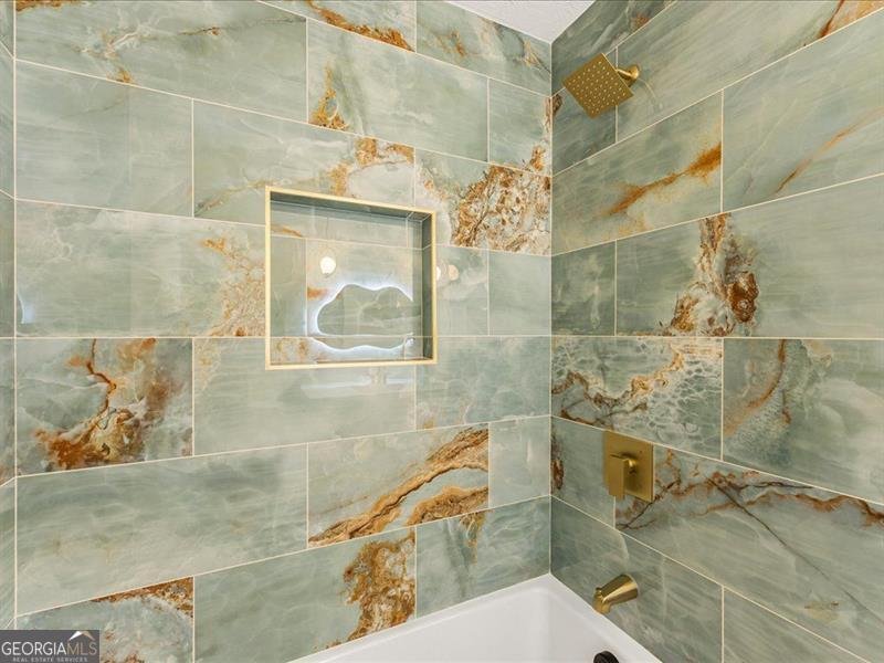 7417 Fernwood Drive Riverdale - 33