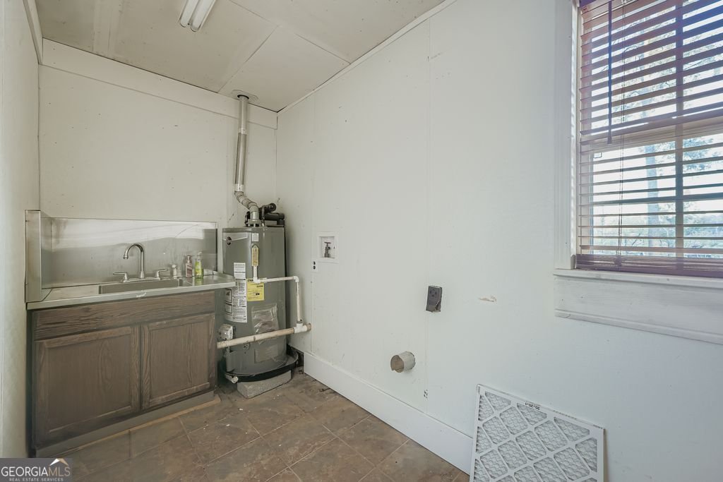 6431 Courtney Drive Winston - 19