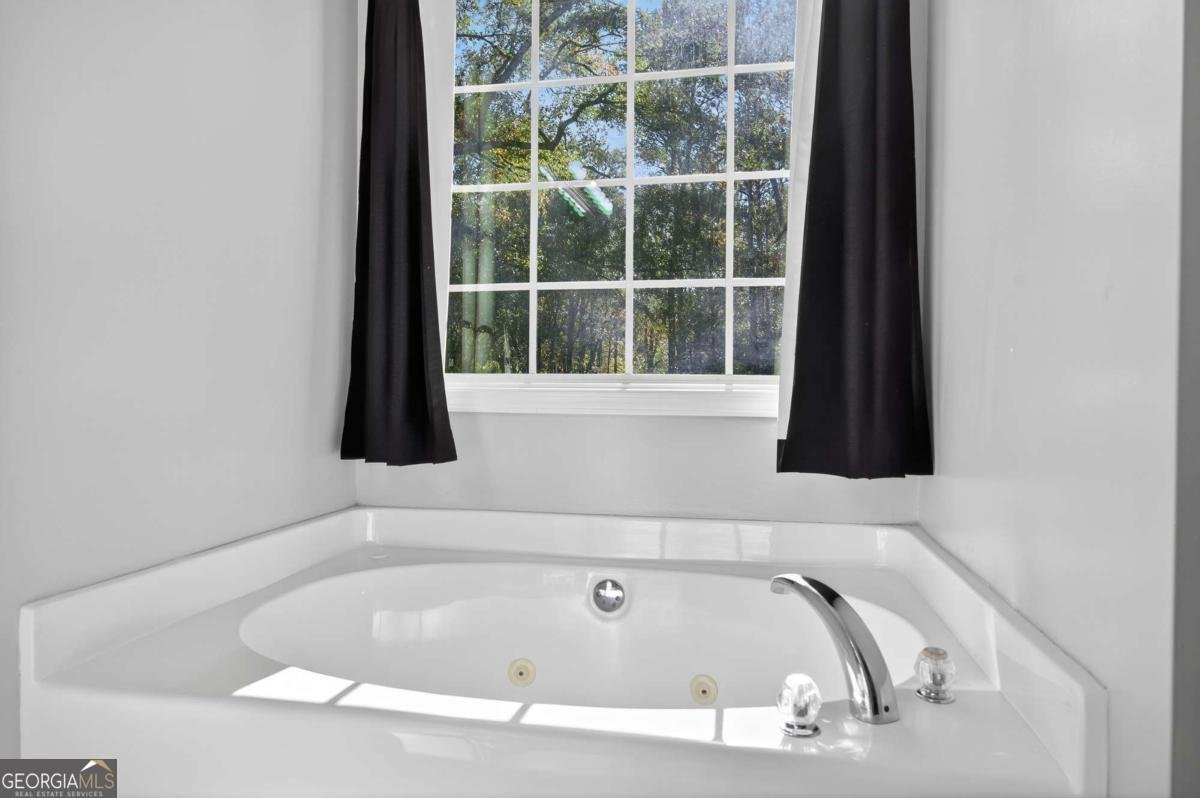 1453 Solomon Drive Winder - 29