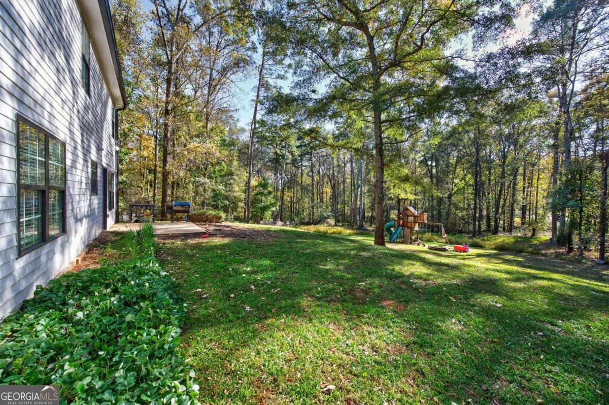 1453 Solomon Drive Winder - 32