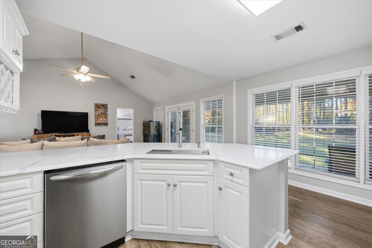 147 Savannah Drive Gray - 9