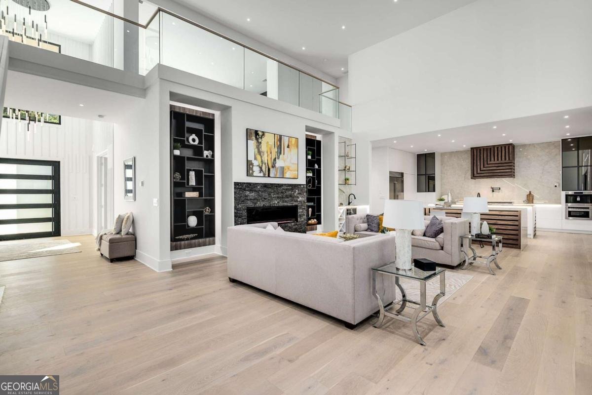 1000 Clementstone Drive Sandy Springs - 18