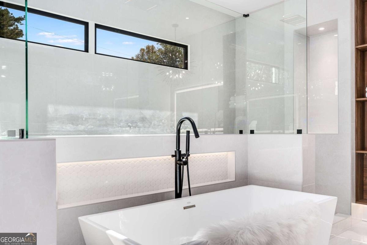 1000 Clementstone Drive Sandy Springs - 33