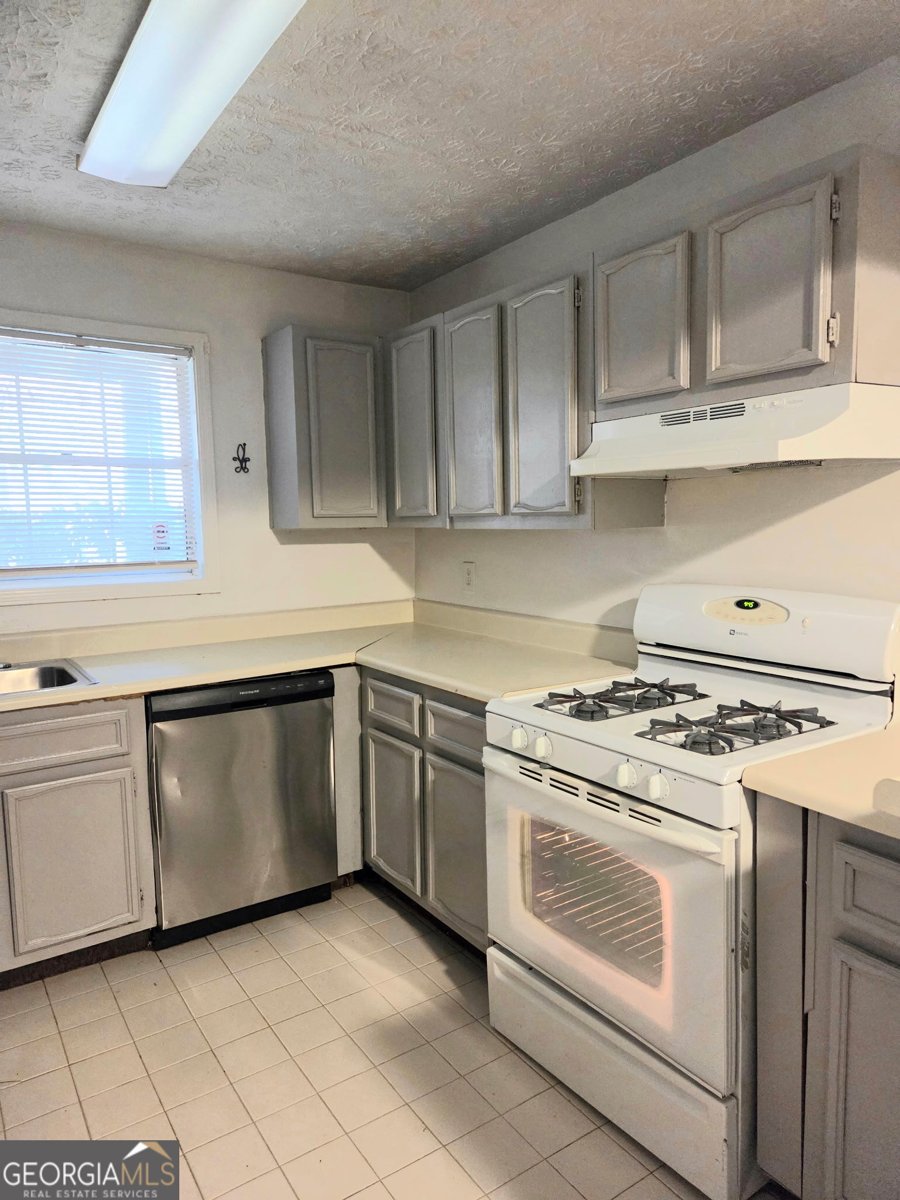 1310 Brockett Place Clarkston - 4