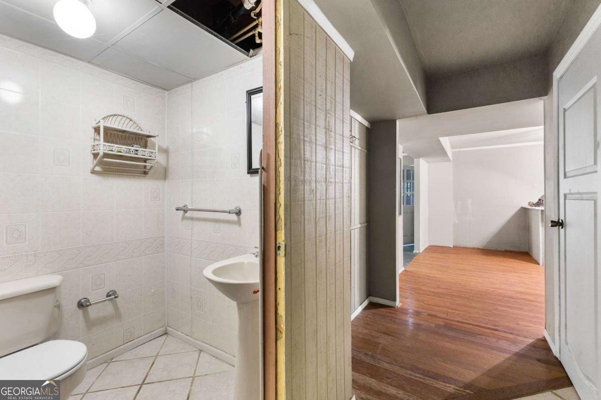 1454 Longview Drive Gainesville - 27