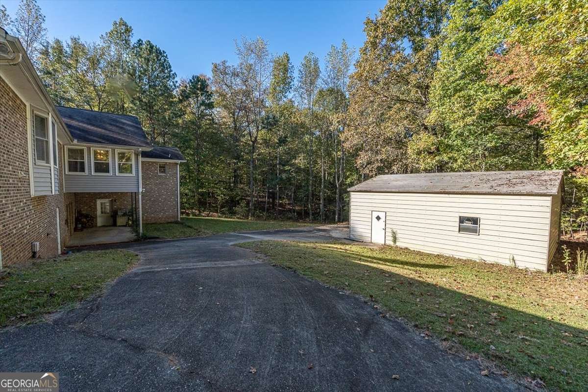 2260 Belmont Road Arnoldsville - 44