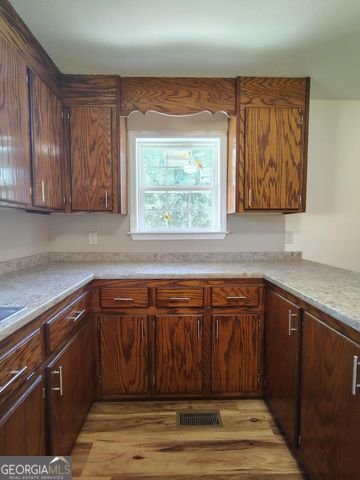 93 Cherry Street Trion - 12