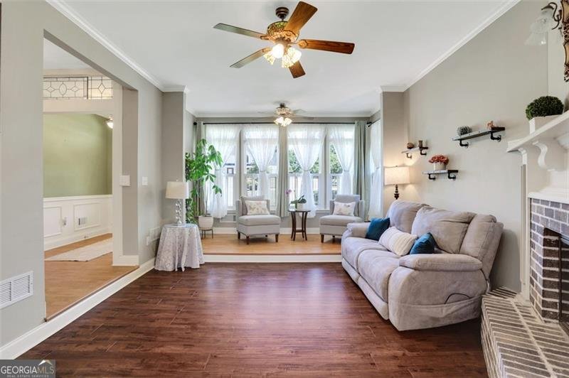 940 PLANTERS Place Loganville - 10