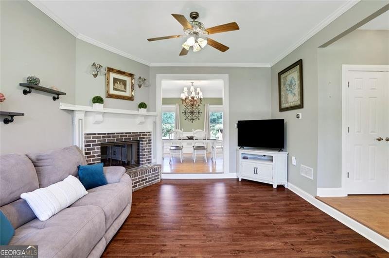 940 PLANTERS Place Loganville - 12